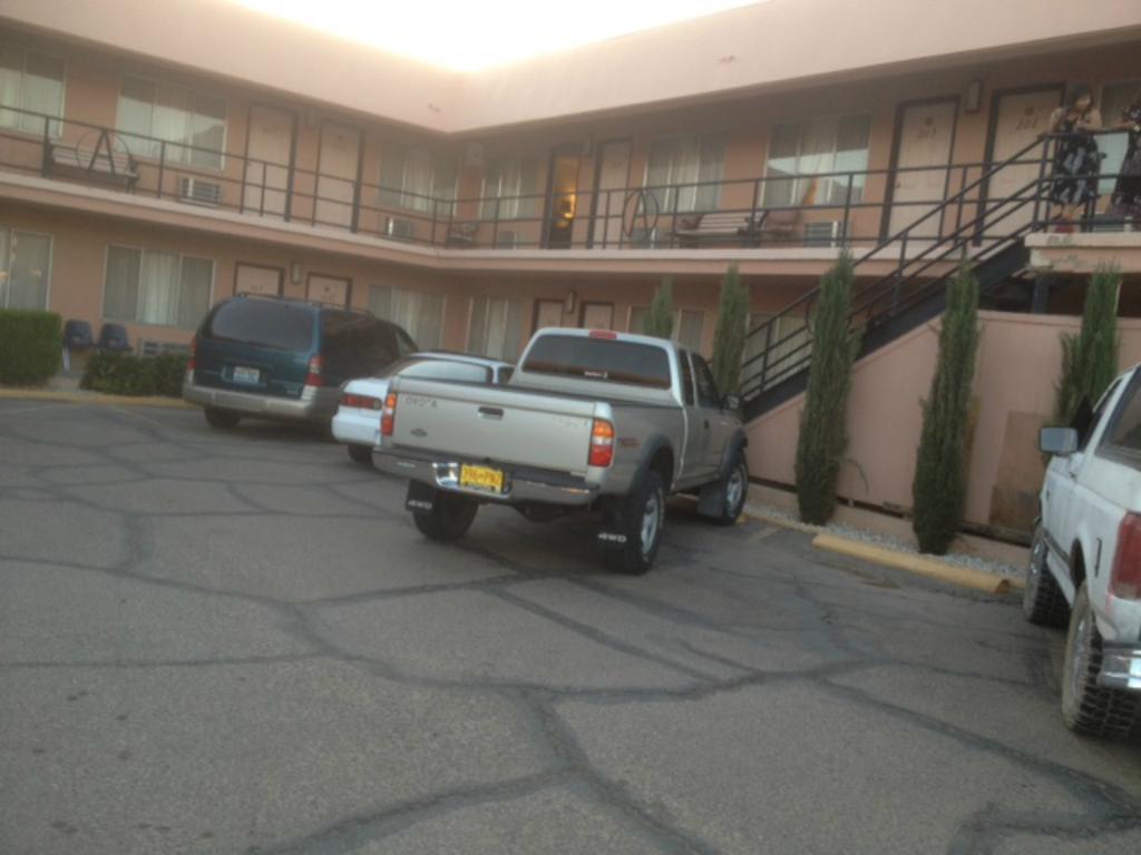 Economy Inn Alamogordo Exterior photo
